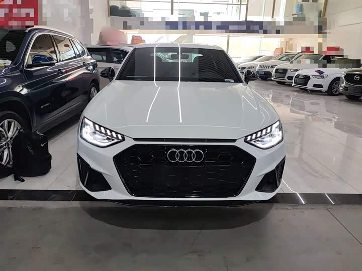 Фото 3 - Audi A4L