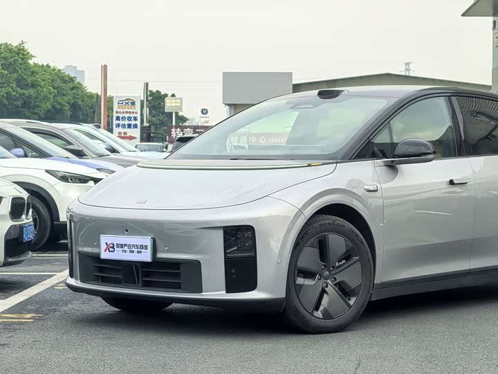 Фото 4 - LiXiang i6