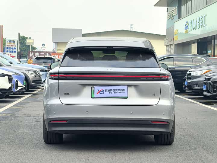 Фото 7 - LiXiang i6