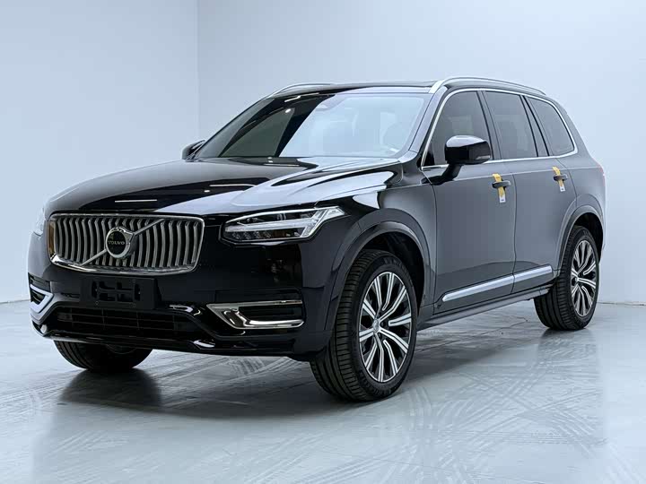 Фото 1 - Volvo XC90