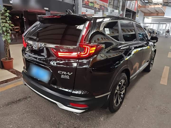 Фото 7 - Honda CR-V
