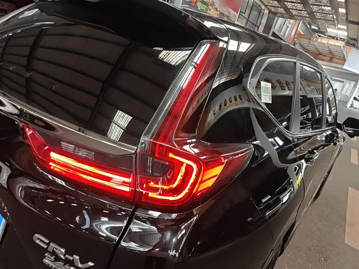 Фото 8 - Honda CR-V