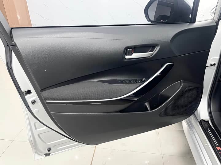 Фото 8 - Toyota Levin