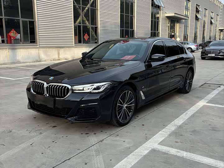 Фото 1 - BMW 5 Series