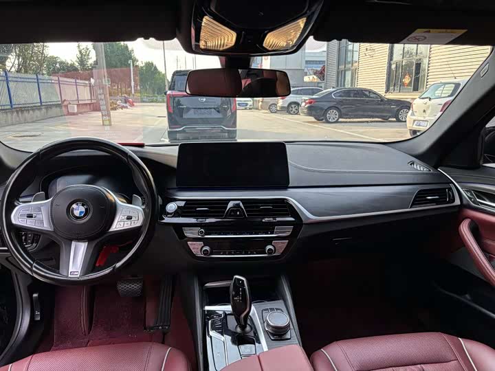 Фото 3 - BMW 5 Series