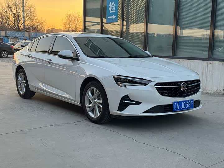 Фото 3 - Buick Regal