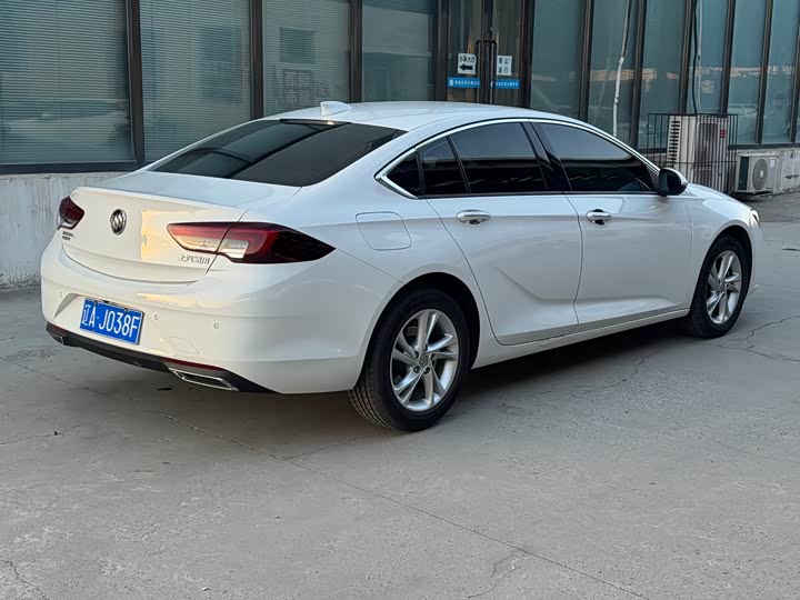 Фото 5 - Buick Regal