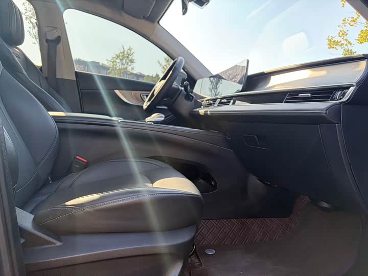 Фото 8 - Chery Tiggo 8 Pro