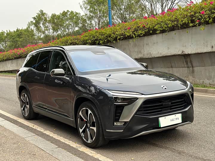 Фото 2 - Nio ES8