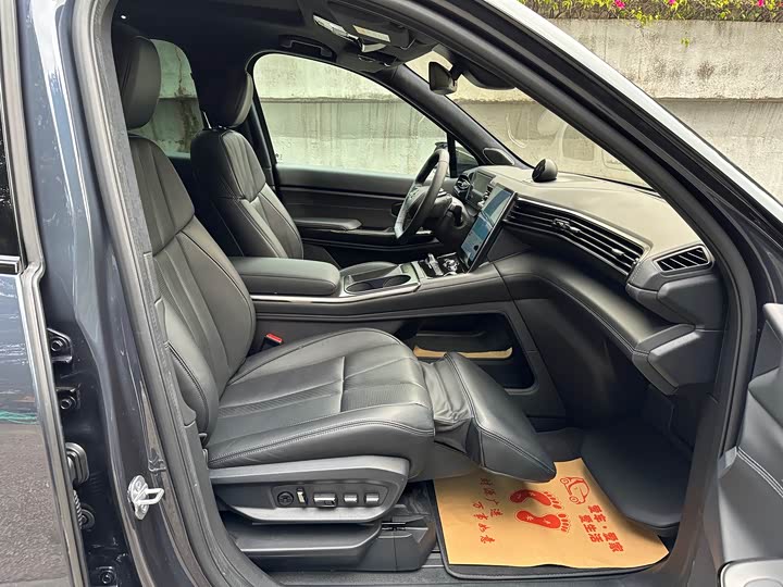 Фото 8 - Nio ES8