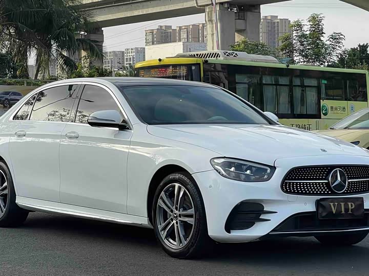 Photo 2 - Mercedes-Benz E-Class