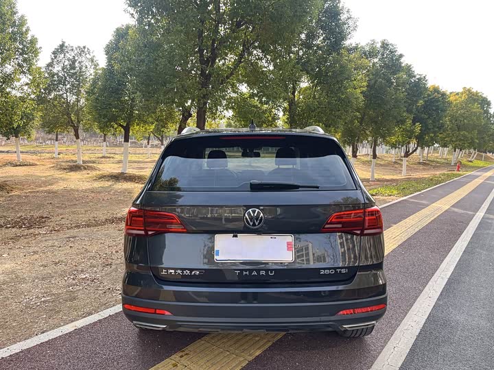 Фото 7 - Volkswagen Tharu