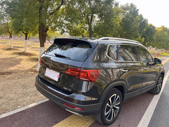 Фото 8 - Volkswagen Tharu