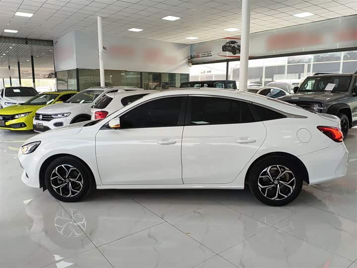 Фото 5 - MG Motor 5