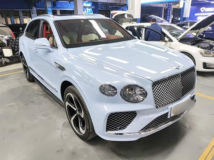 Фото 2 - Bentley Bentayga
