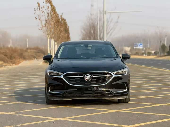 Фото 2 - Buick LaCrosse