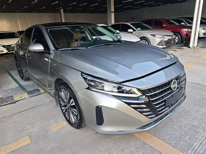 Фото 4 - Nissan Teana