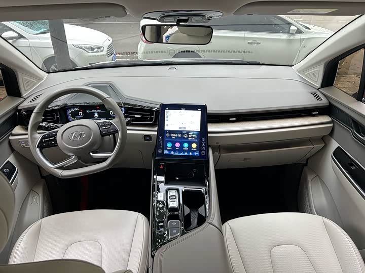 Фото 5 - Hyundai Custo