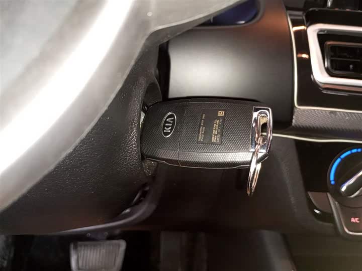 Фото 9 - Kia Forte