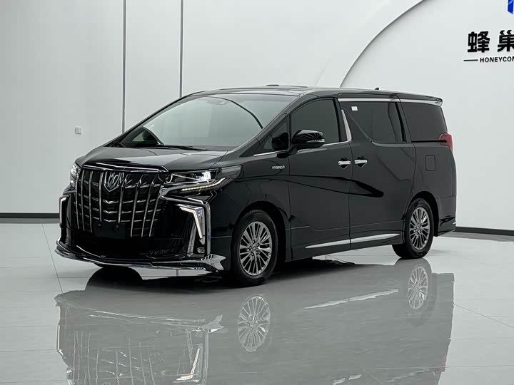 Фото 1 - Toyota Alphard