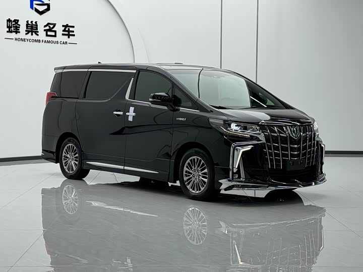 Фото 3 - Toyota Alphard