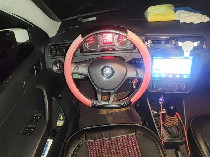 Фото 3 - Volkswagen Santana