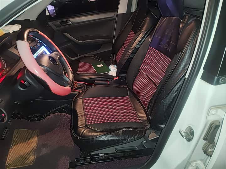 Фото 8 - Volkswagen Santana