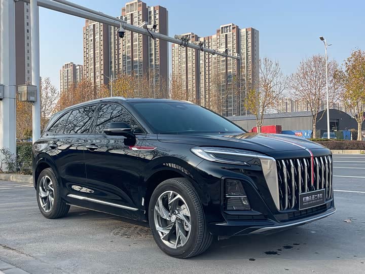 Фото 3 - Hongqi HS3 Hybrid