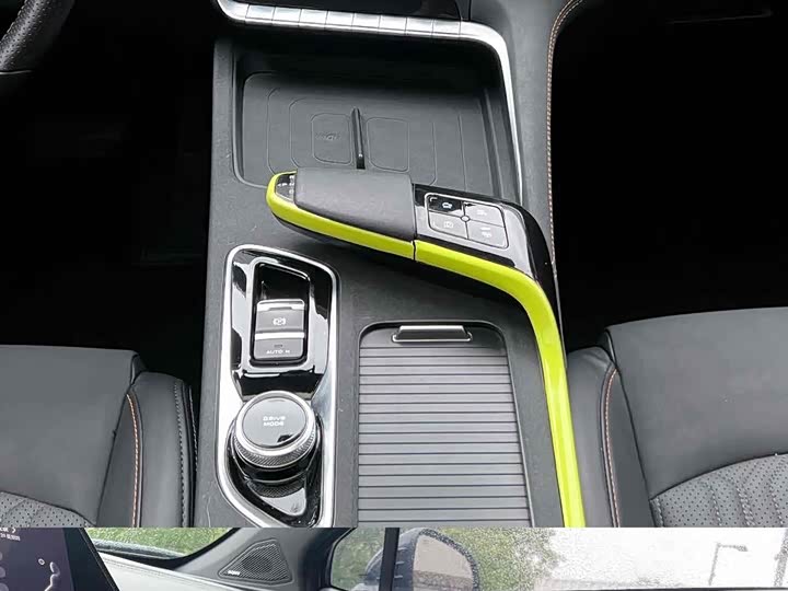 Фото 9 - Changan UNI-T