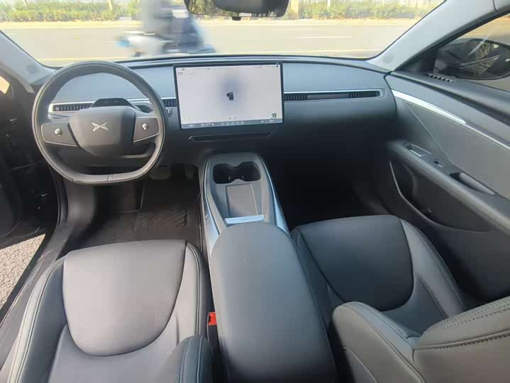 Фото 7 - XPeng Mona M03