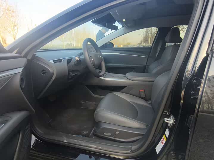 Фото 9 - XPeng Mona M03