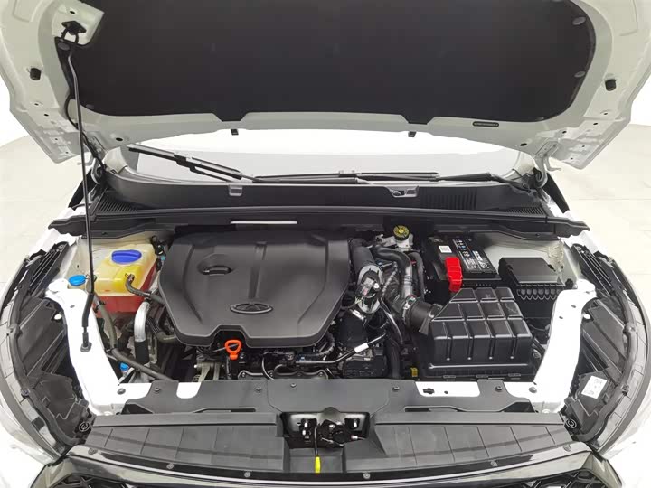 Фото 6 - Chery Omoda S5 (Arrizo 5 Plus)