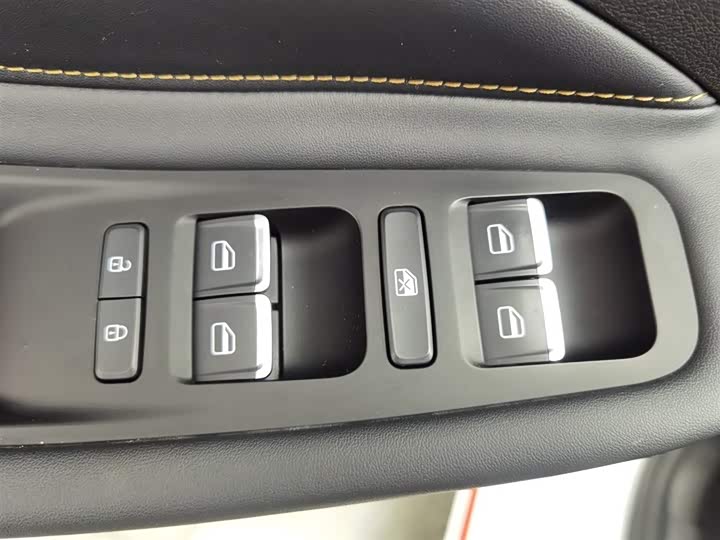 Фото 9 - Chery Omoda S5 (Arrizo 5 Plus)