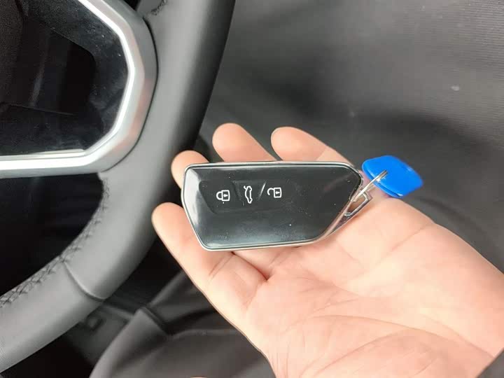 Фото 9 - Volkswagen ID.4 Crozz