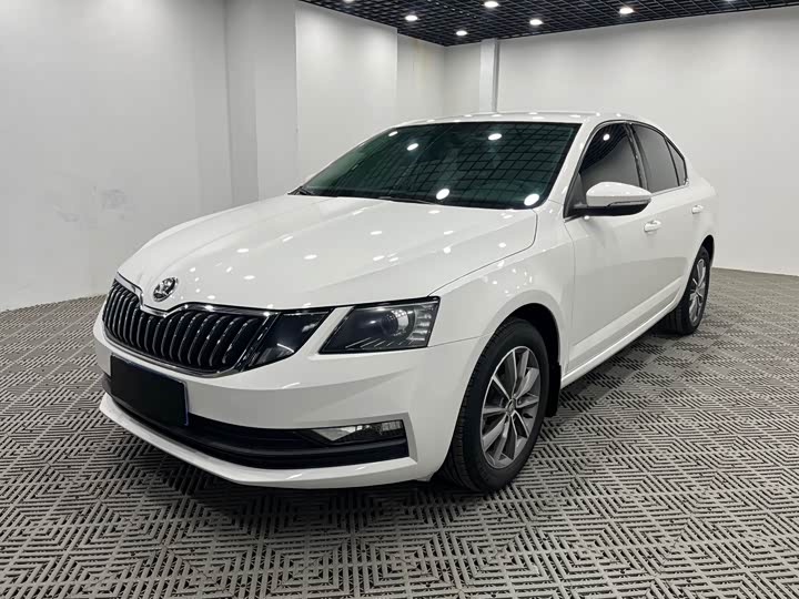 Фото 3 - Skoda Octavia Pro