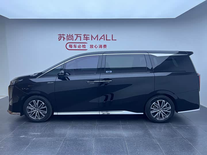 Фото 7 - GAC Trumpchi M8