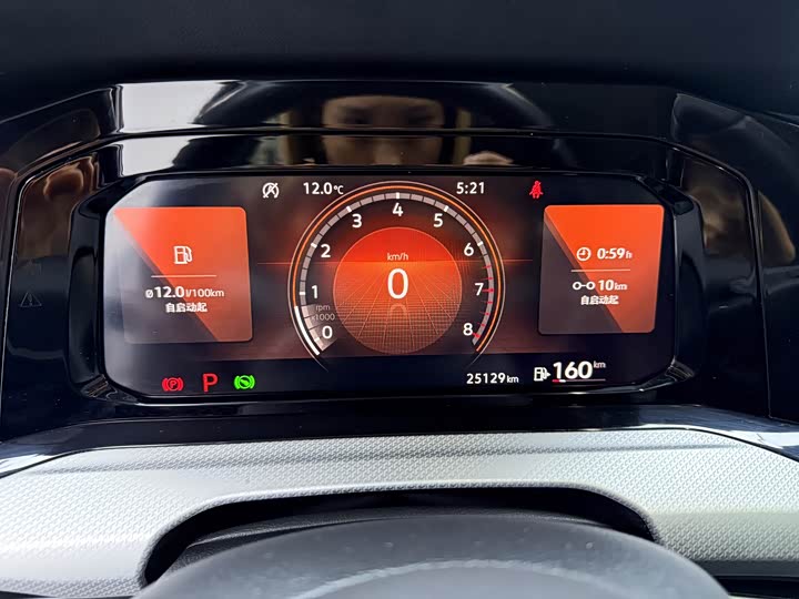 Фото 4 - Volkswagen Golf