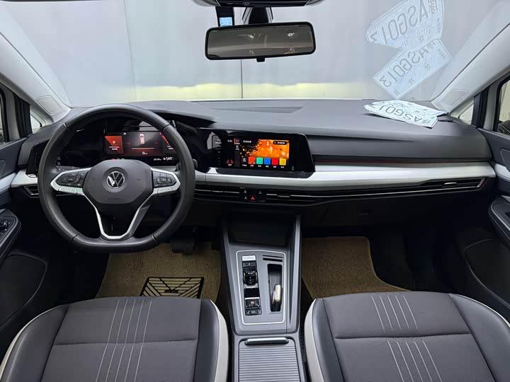 Фото 9 - Volkswagen Golf