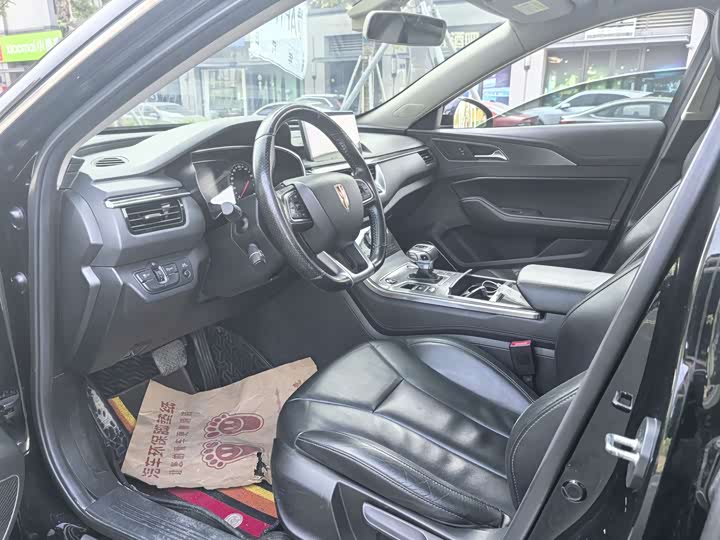 Фото 7 - Hongqi H5