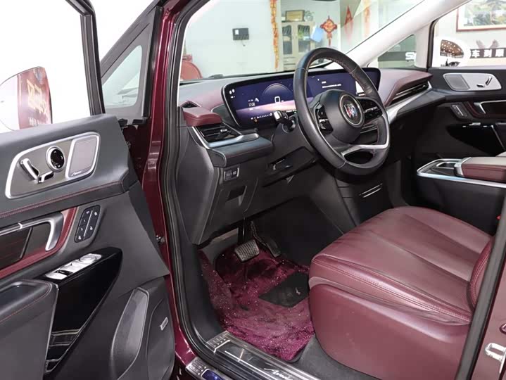 Фото 9 - Buick GL8 Century