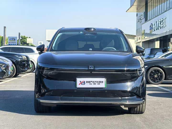 Фото 3 - Zeekr 7X