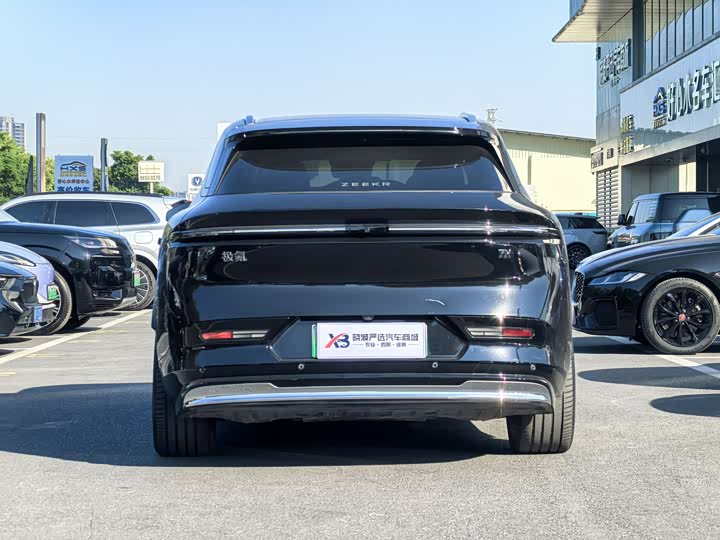 Фото 6 - Zeekr 7X