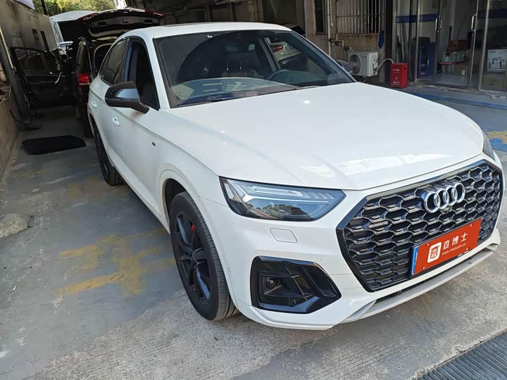 Фото 2 - Audi Q5L Sportback