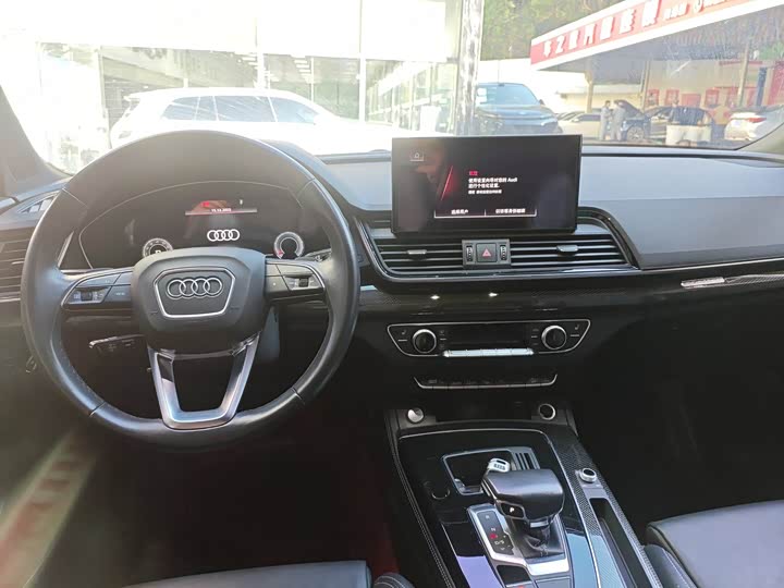 Фото 7 - Audi Q5L Sportback