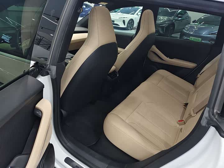 Фото 9 - Nio ET5T