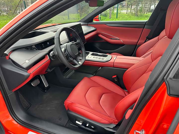 Фото 8 - Xiaomi SU7