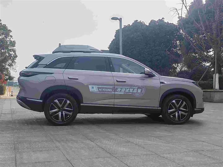 Фото 4 - BYD Sea Lion 07 DM-i Hybrid