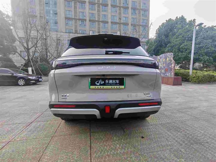 Фото 9 - BYD Sea Lion 07 DM-i Hybrid