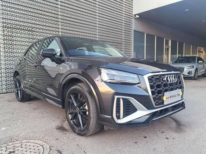 Фото 3 - Audi Q2L