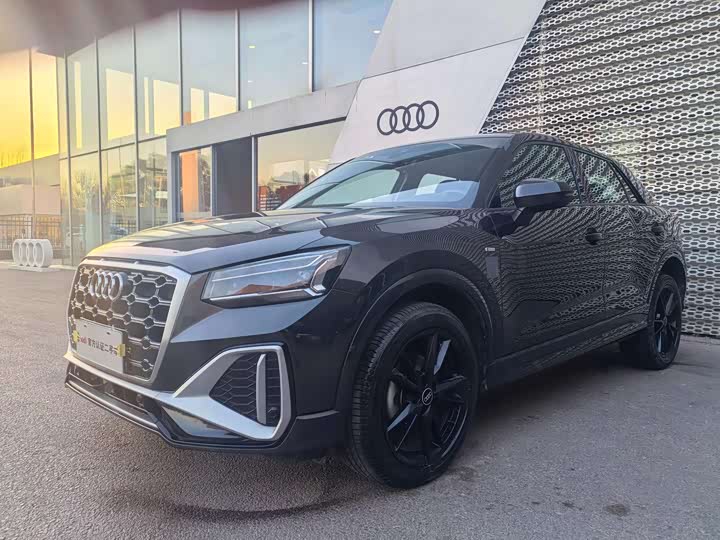 Фото 8 - Audi Q2L